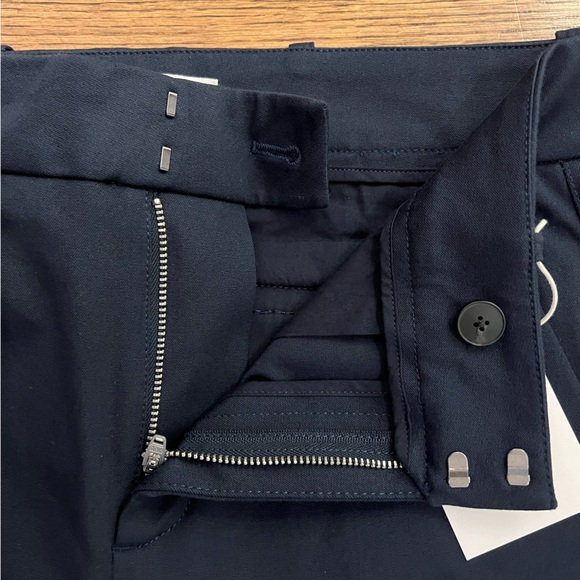 The Bi-Stretch Flare Pant - Everlane - Picture 7 of 10